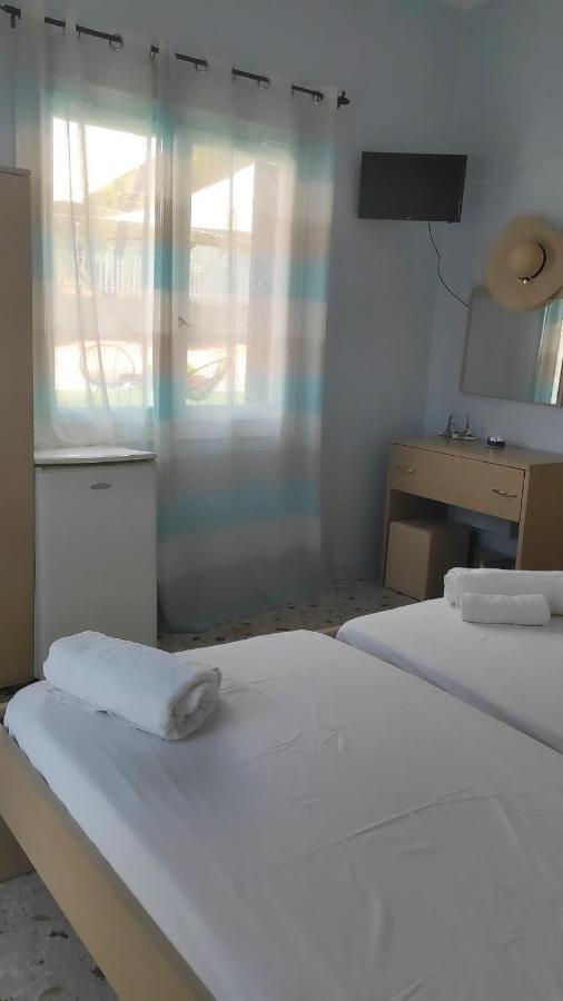 Santa Marina Rooms Agia Marina  Bagian luar foto