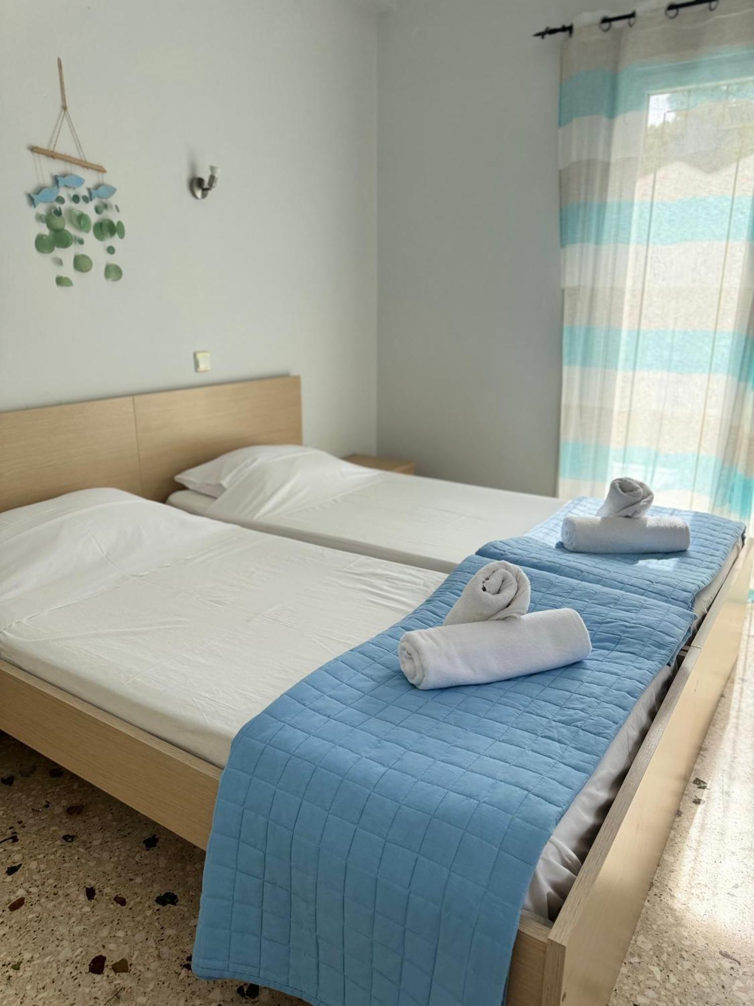 Santa Marina Rooms Agia Marina  Bagian luar foto